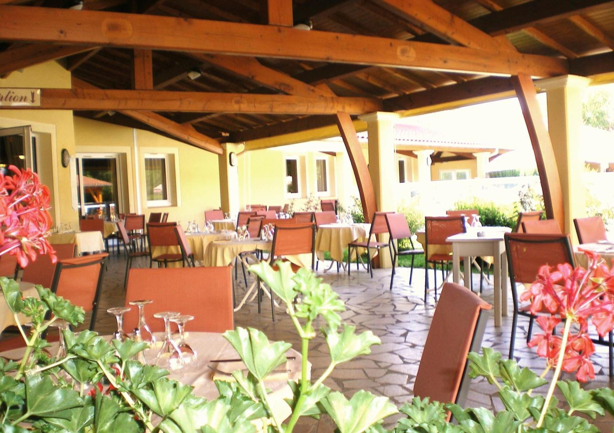 Hôtel Restaurant La Martinière Montélier Exterior foto